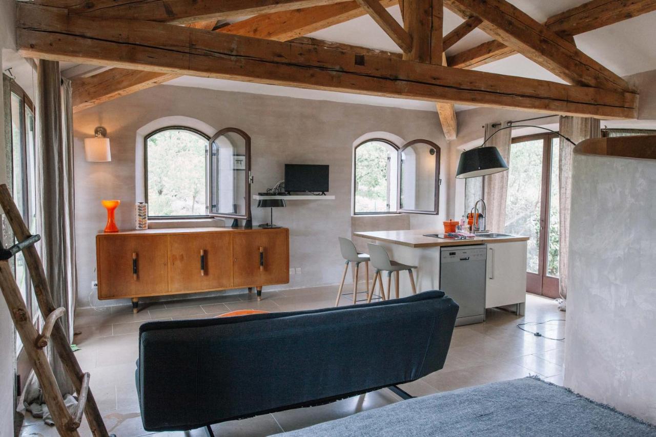 Le Mas De Cink Saint-Saturnin-lès-Apt Exterior photo