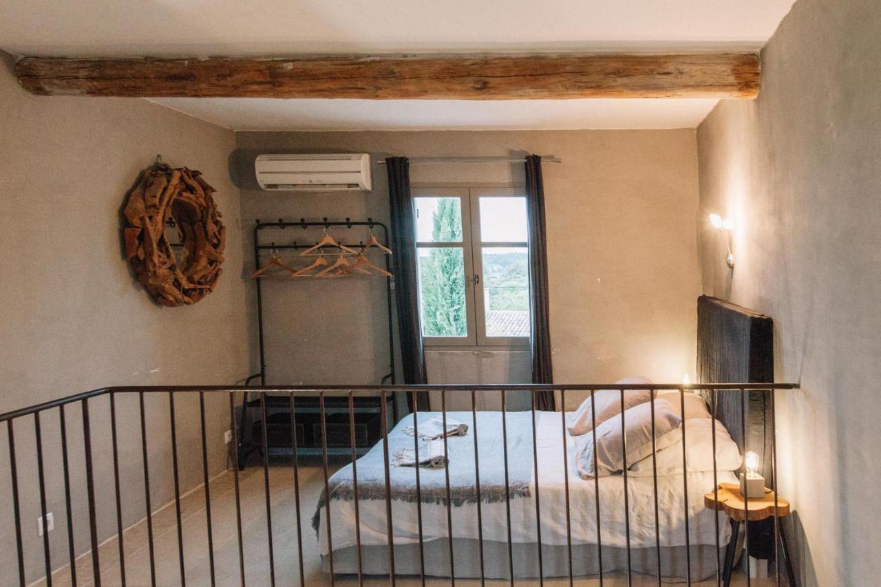 Le Mas De Cink Saint-Saturnin-lès-Apt Exterior photo